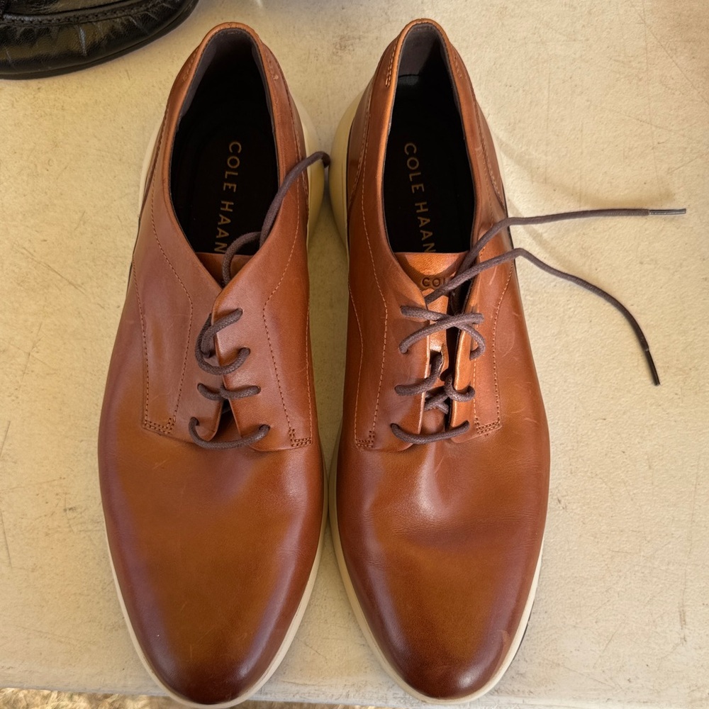 Cole Haan Men's Tan Leather Oxfords